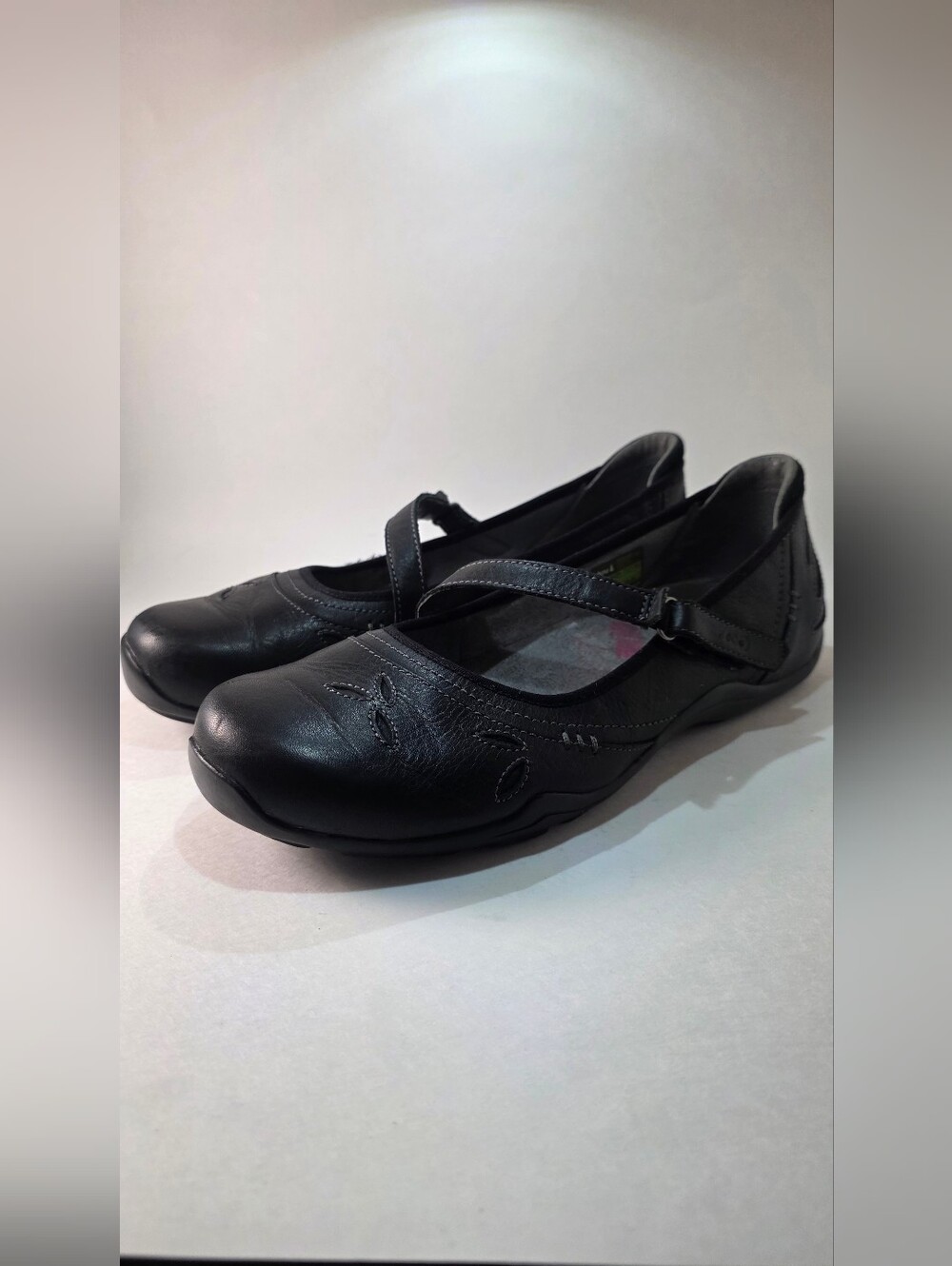 Ahnu Gracie Pro Black Leather Mary Janes Sneakers Flats Granola Girl Womens 9.5